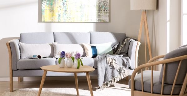 Der Holztisch – ein Klassiker im Innendesign - Trendomat.com