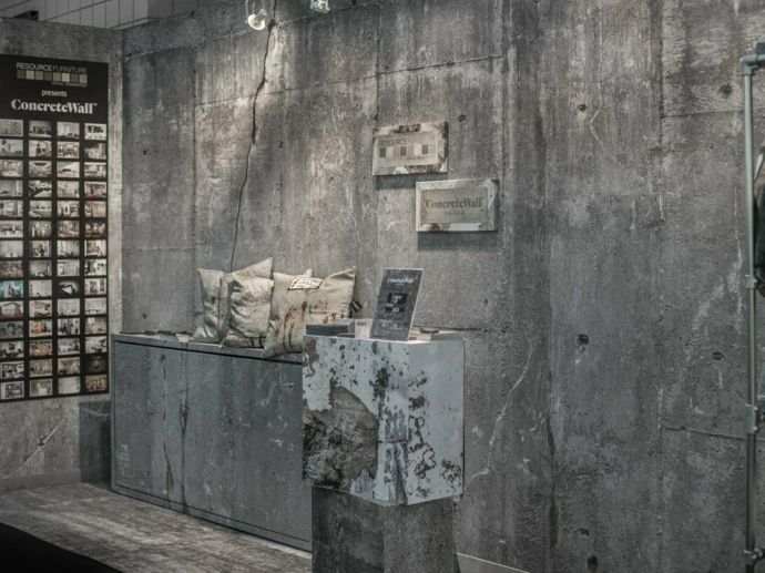 Industriall gray decorative pillows concrete wallpapers in concrete look industrial style