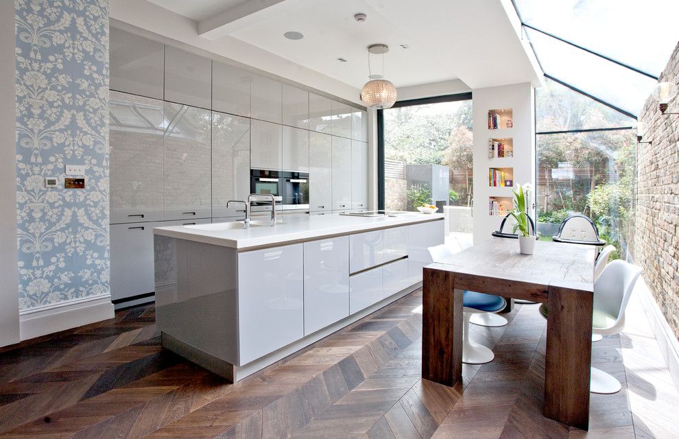 Modern white kitchen-beautiful modern kitchens