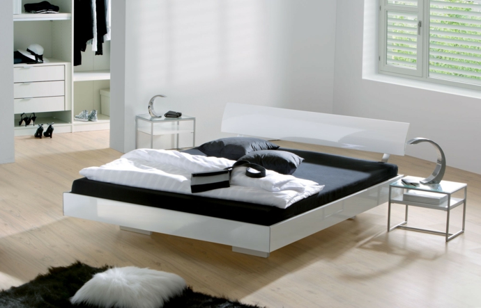 Bett zeitgenössisch hochglänzend Schwarz Weiß modern-Schlafzimmer Ideen