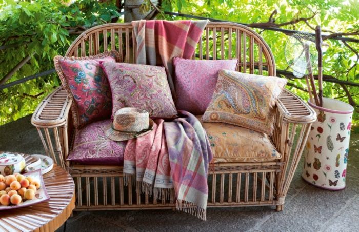Colorful cushions for outdoors-sofa cushions