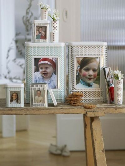 Cookie tins with cheerful pictures of children - Fast and easy DIY gift ideas