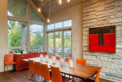 klassische steinwand im innendesign trends fuers esszimmer, klassische steinwand im innendesign: trends fürs esszimmer, Innenarchitektur