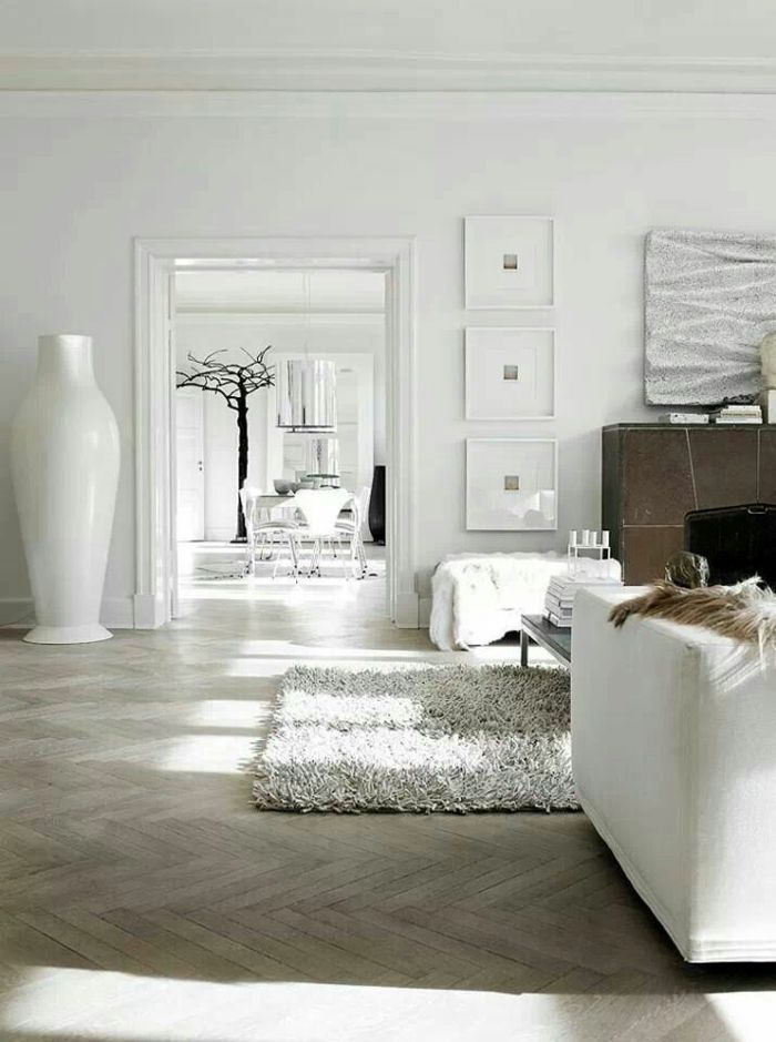 Hohe Bodenvase aus Keramik in Weiß fürs Wohnzimmer-Dekorative Bodenvasen im zeitgenössischem Design