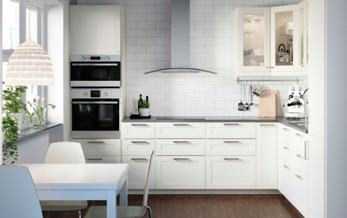 Ikea elegantes Küchensystem moderne Kücheninspiration-Küchenregale mit Glastüren