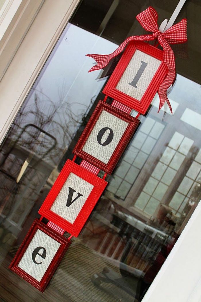 Love love sign DIY decoration ideas for Valentine's Day
