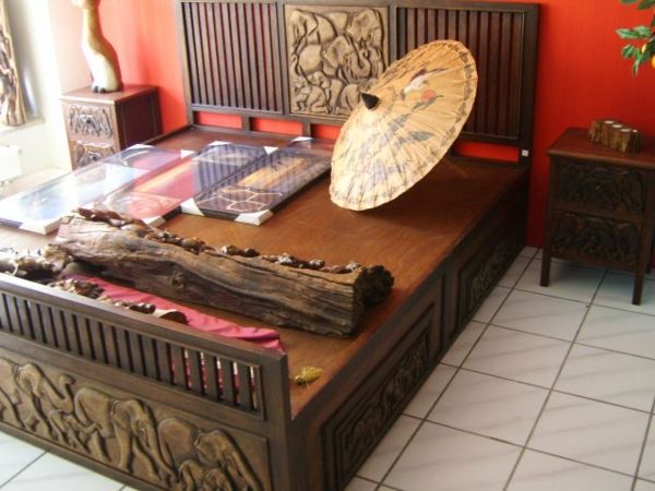 Möbel und Wohnaccsessoires aus Bambus-Bambus Dekoration