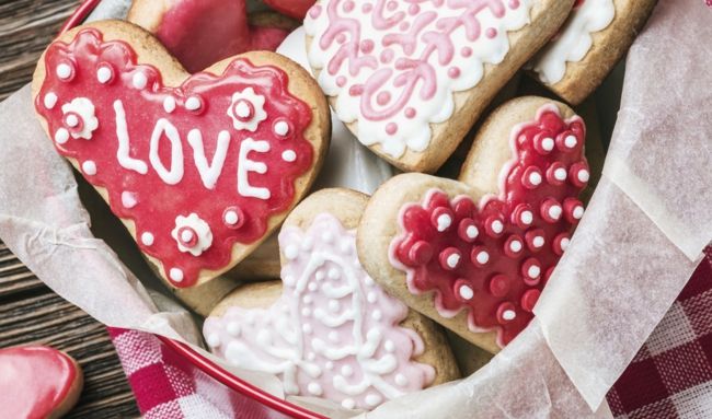 Cookies with heart shape ideas for Valentine's Day