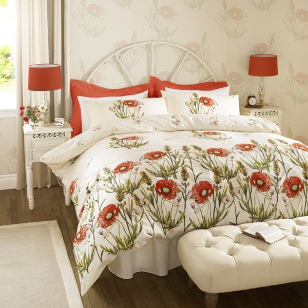 Chintz goes very well as bed linen in the bedroom