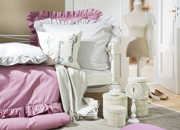 For the charming, French nostalgic flair, pastel colors are very typical ideas for living