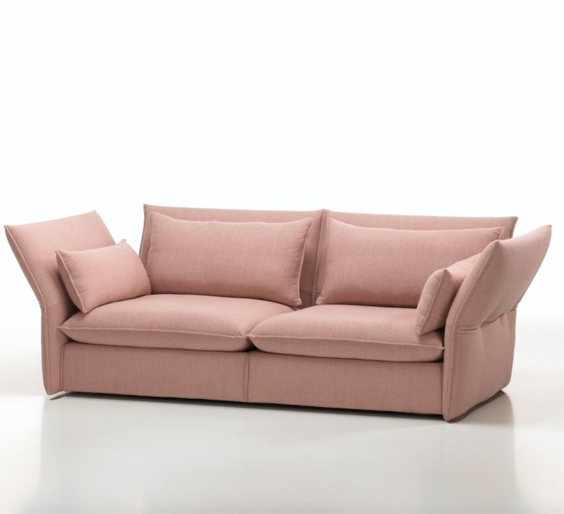 Gemütlichkeit ausstrahlen-Sofa Wohnzimmer rosa