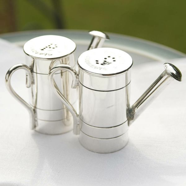 Watering can design with silver-plated surface-gardener spice shaker