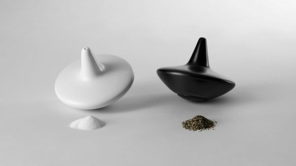 Spinning top design for salt and pepper living accessories