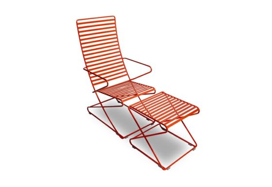 Metal lounge chair for your outdoor garden chairs red footstool