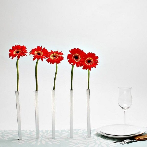 Thin magnetic metal vase set underframe