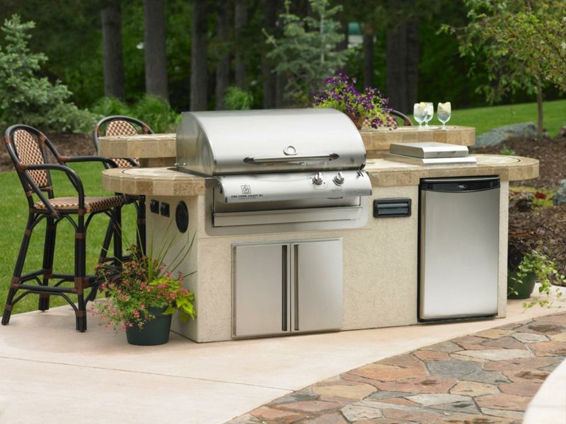 Built-in grill stainless steel outdoor kitchen