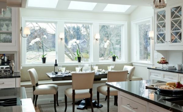 Esszimmer Küche Essecke Fenstersitz Sitzbank integriert beige