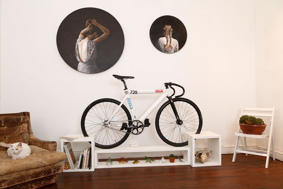 Fahrrad aufrecht Haltung Wohnraum funktional Möbel