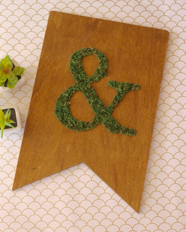 Wooden board decoration ampersands artificial moss