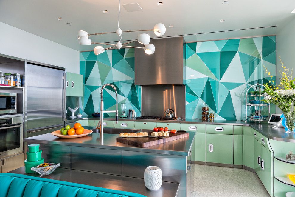 Kitchen back wall graphically pattern metal elements green