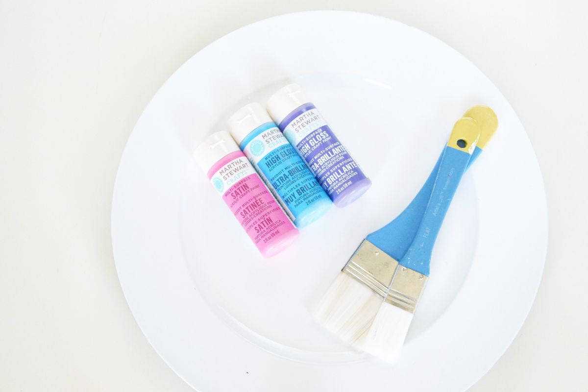 Platzteller bemalen Acrylfarbe DIY Projekt Kinder Erwachsene