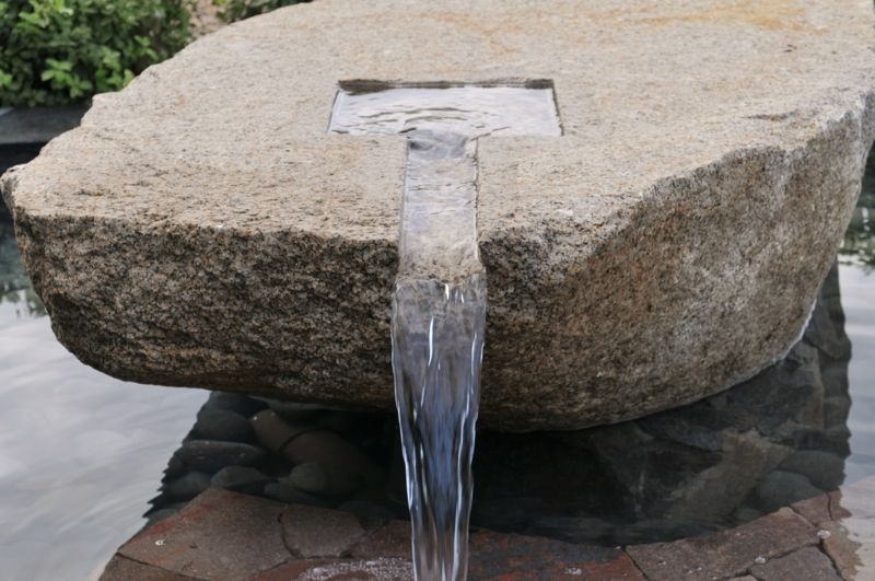 Water basin like in a Japanese garden