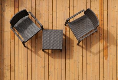 Bodenbelag für Balkon und Terrasse: Holz, Beton oder Stein?
