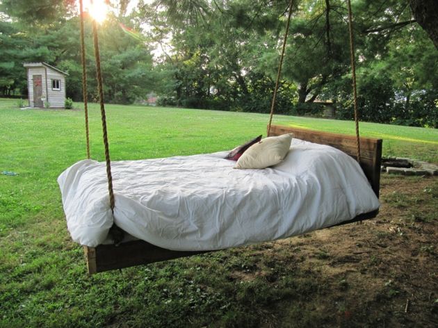 Hängendes Bett Holz Außenbereich Garten