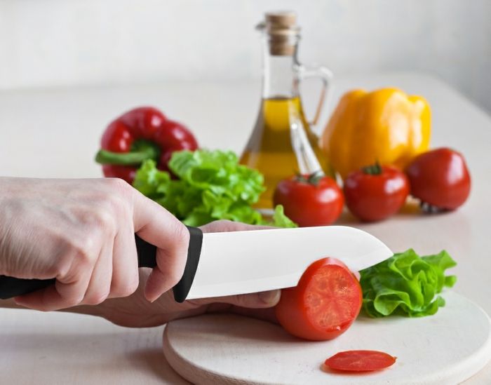 Practical kitchen gadgets odorless ceramic knives