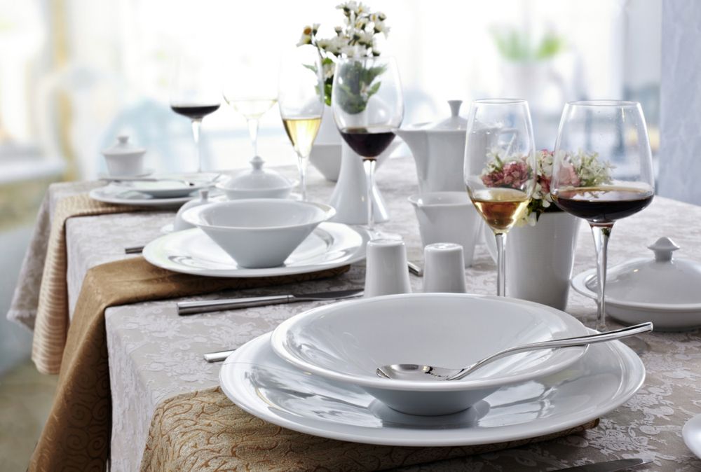 Dinner service attractive porcelain tableware white