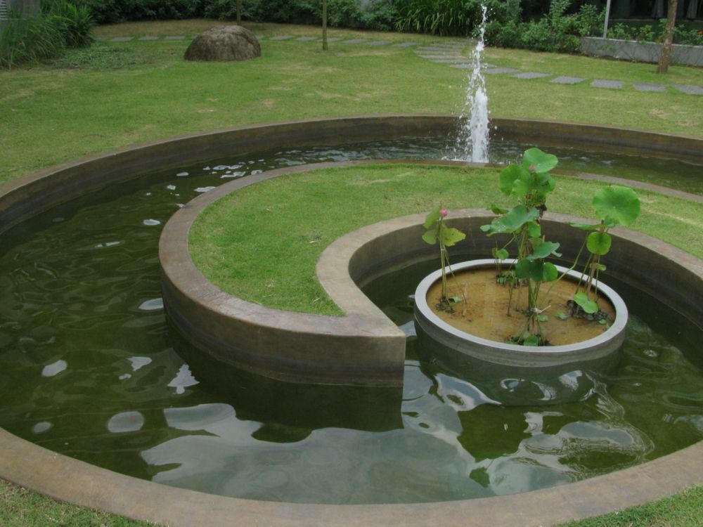 The water element in the Feng Shui garden