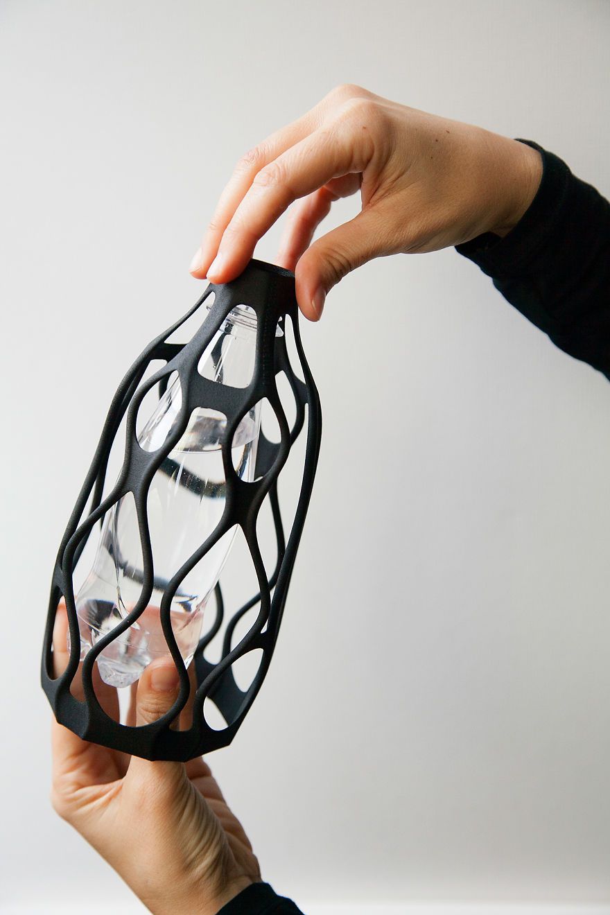 Designer vase Libero Rutilo Italy trendy 3D printing sinuous disposable bottle Italy