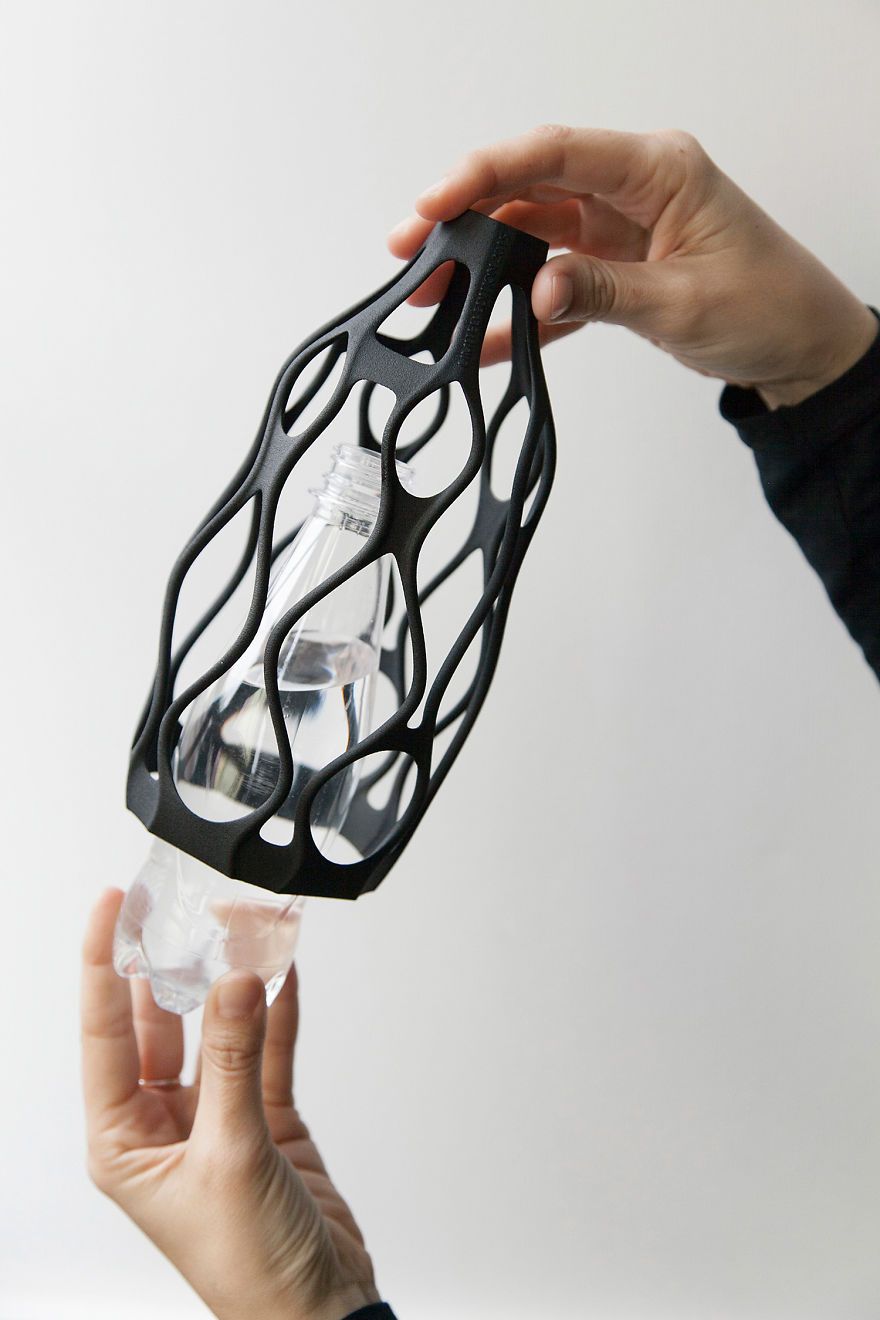 Designer vase Libero Rutilo Italy trendy 3D printing sinuous disposable bottle reuse