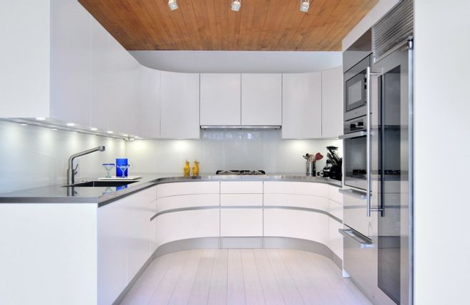 Küche Einrichtung kurvig modern weiß abgerundet