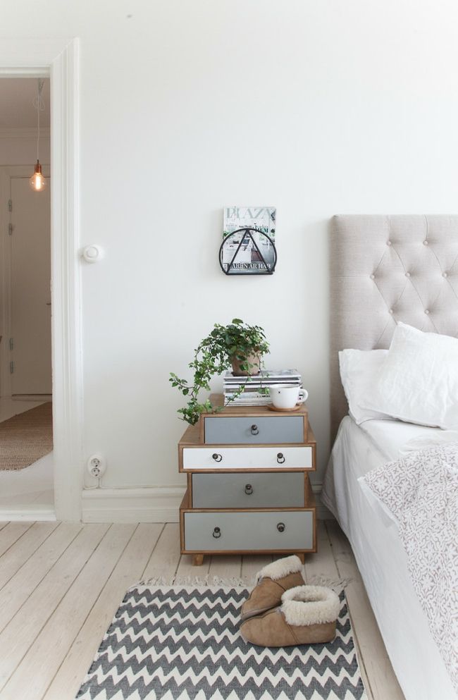 A creative and upbeat bedside table with drawers