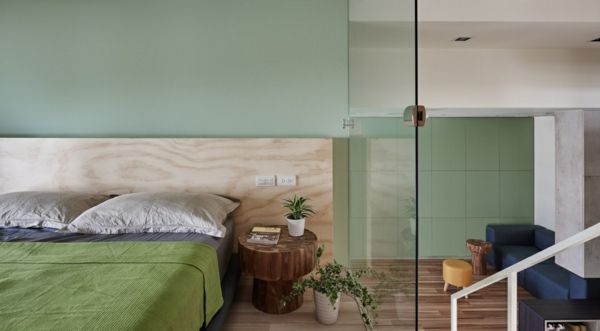 Block village“ von hao design oder wie setzt man das holz in der ... Naturholz schlafzimmer