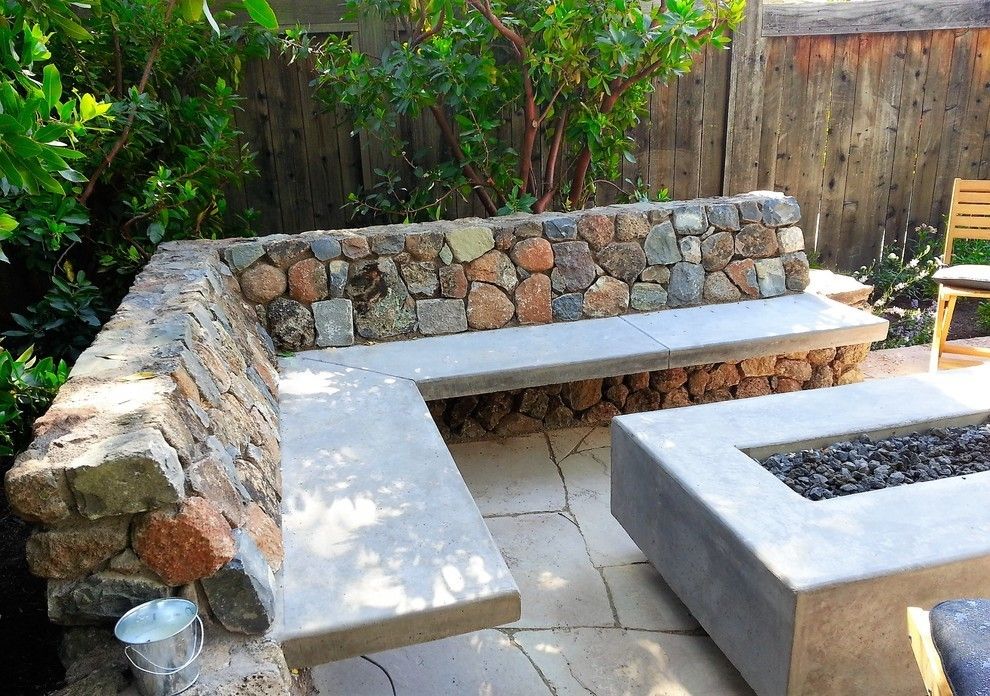 Modern patio ideas for your outdoor stone bench and stone floor