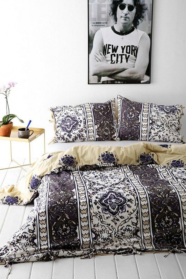Schlafzimmer Gestaltungsideen Bettwäsche mit Ethno Muster in Schwarz und Weiß