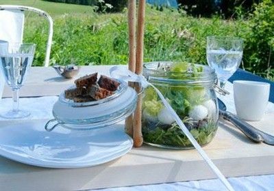 Sommerfest Tischgestaltung Salat Croûtons