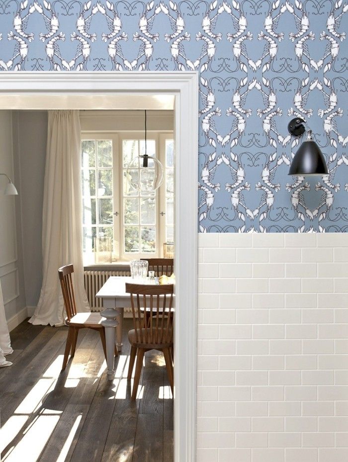arabesque-blue-wall-design-ideas-wallpaper-hallway