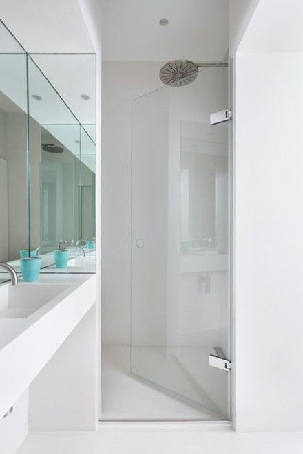 bathroom-large-mirror-shower-cubicle-glass-door-design
