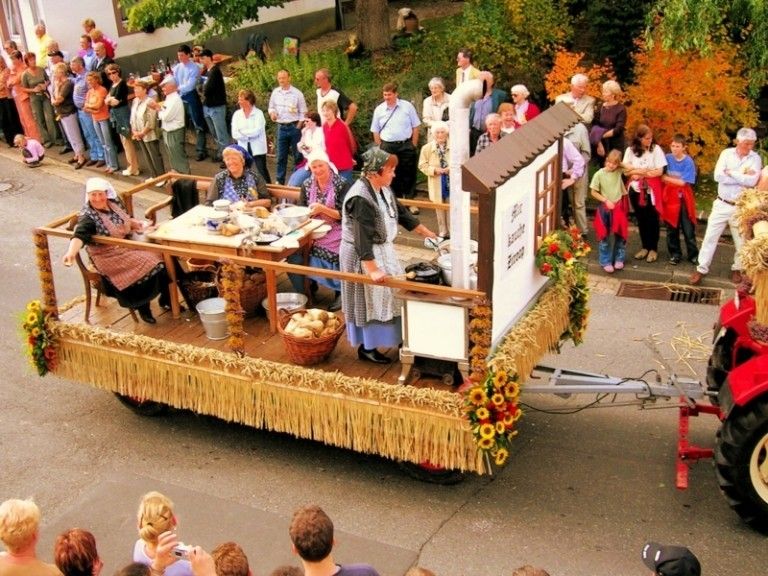 Erntedankfest – alte Traditionen leben weiter und bringen die Menschen ...
