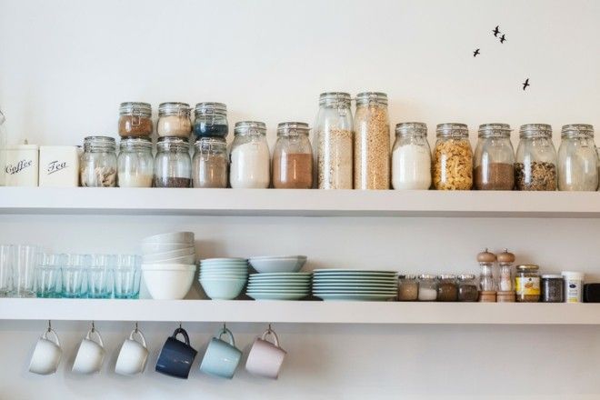 open-shelf-in-the-kitchen