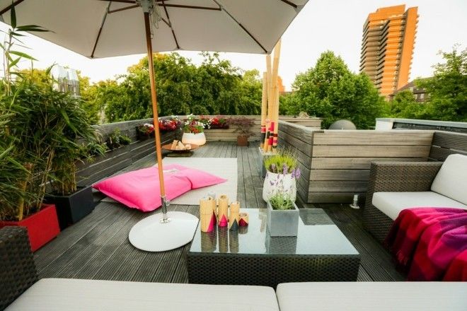 rattan-furniture-modern-terrace-and-balcony-parasol