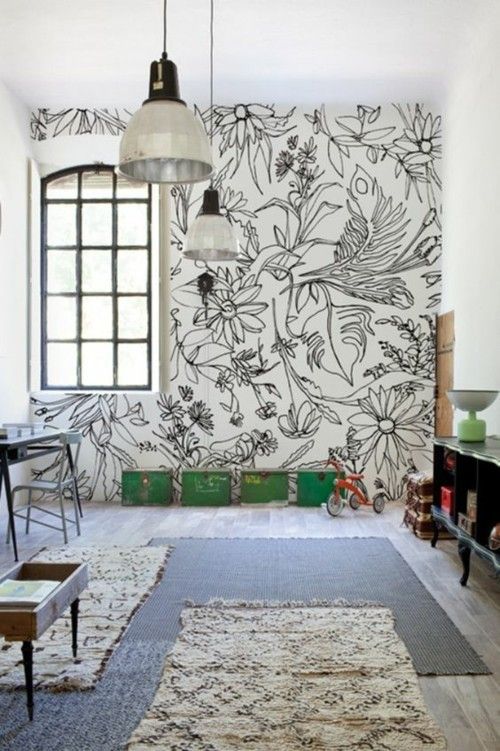 wall color flower pattern
