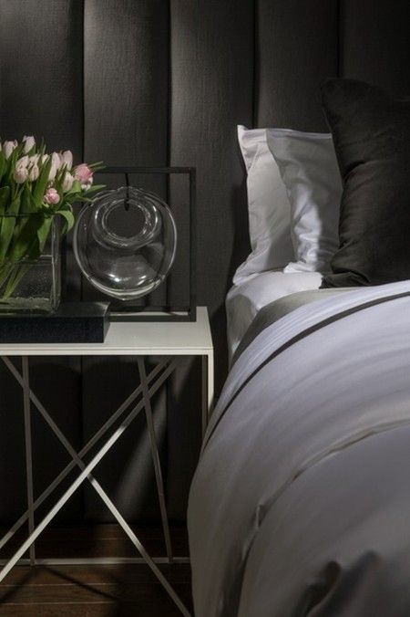 wall-design-black-bedroom-lamp-stylish-luxurious