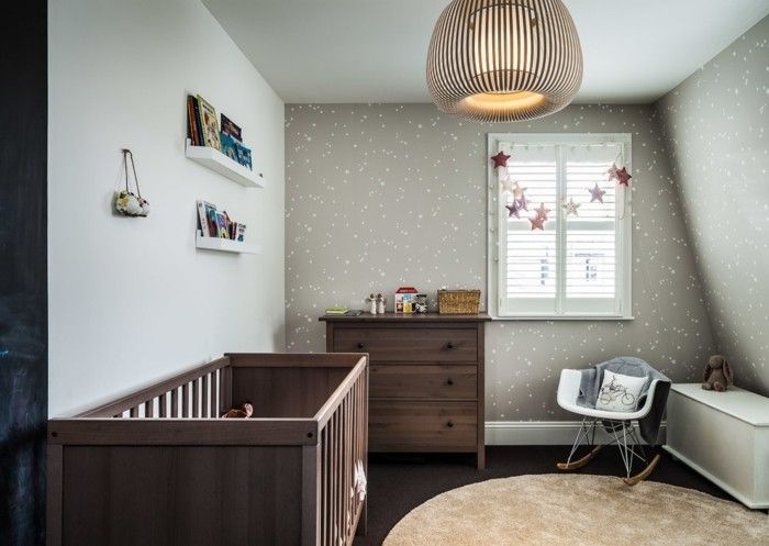 classic-baby-room-wooden-furniture-walnut-round-carpet