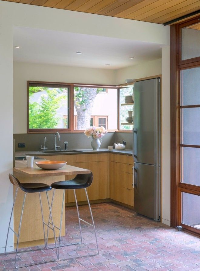 designing-small-apartments-furnishing-kitchens