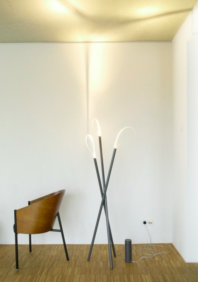 modern-floor-lamps-living room-design-metal frame