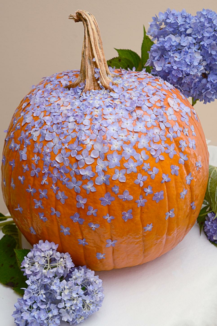 decoupage-curb-decoration-for-halloween